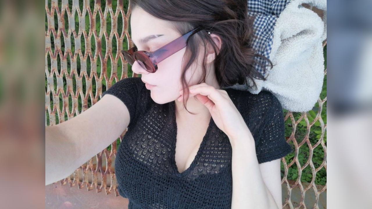 Webcam chat profile for Zinnara: Ask about my Hobbies