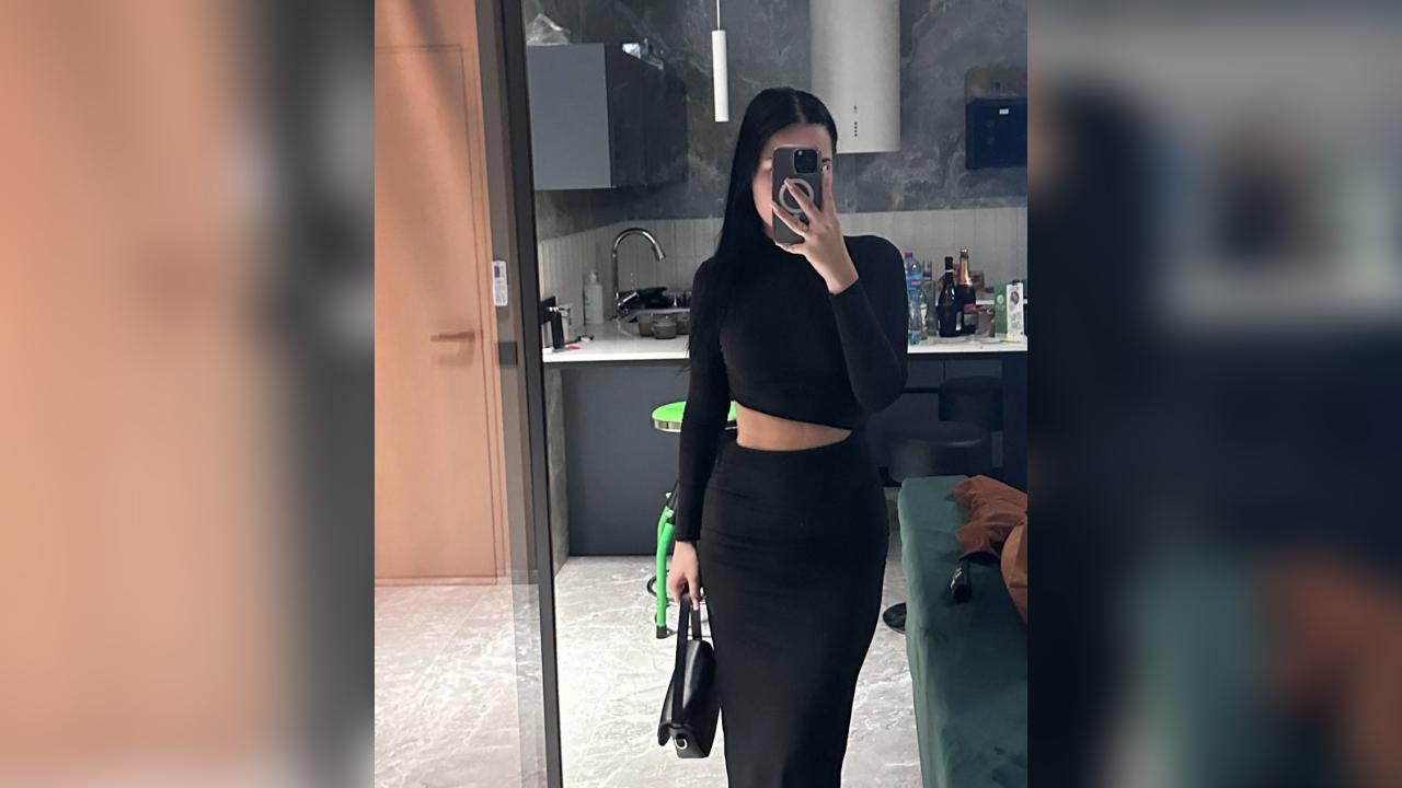 Webcam chat profile for MayaRaya