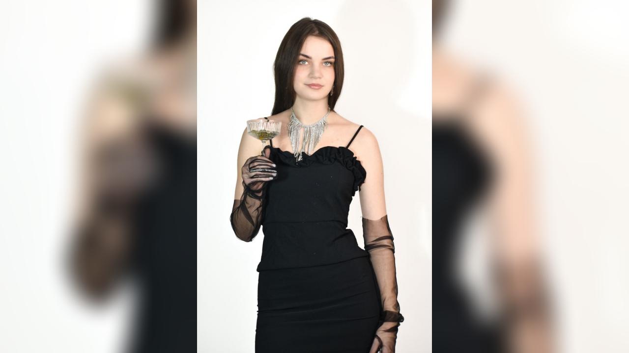 Webcam chat profile for AstraGirl