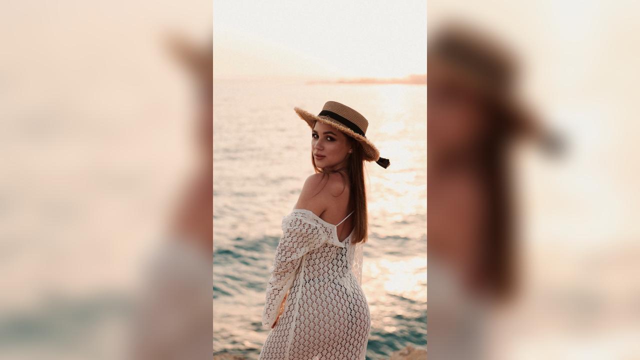 Webcam chat profile for Vionara: Ask about my Hobbies