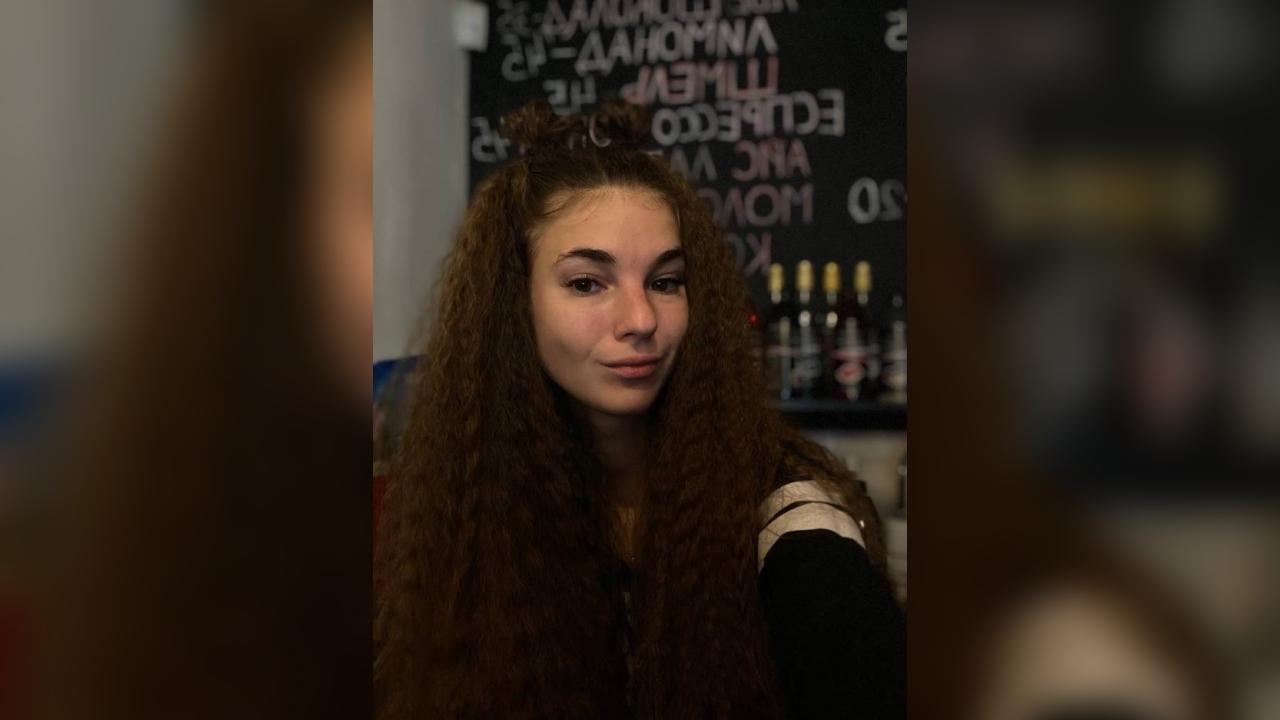 Webcam chat profile for MelodyHeard