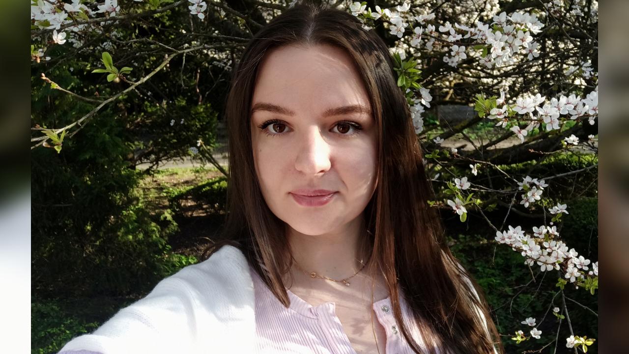 Webcam chat profile for EnchantingLuna: Travel