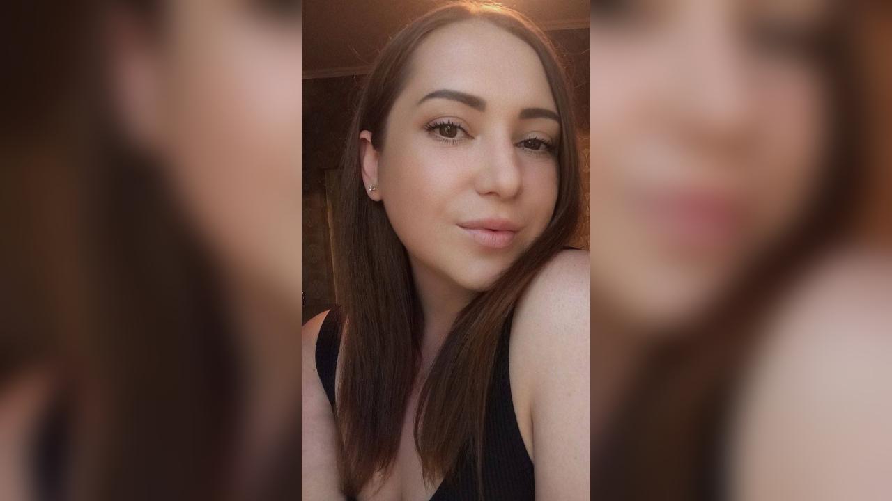 Webcam chat profile for Luvvia: Ask about my Hobbies