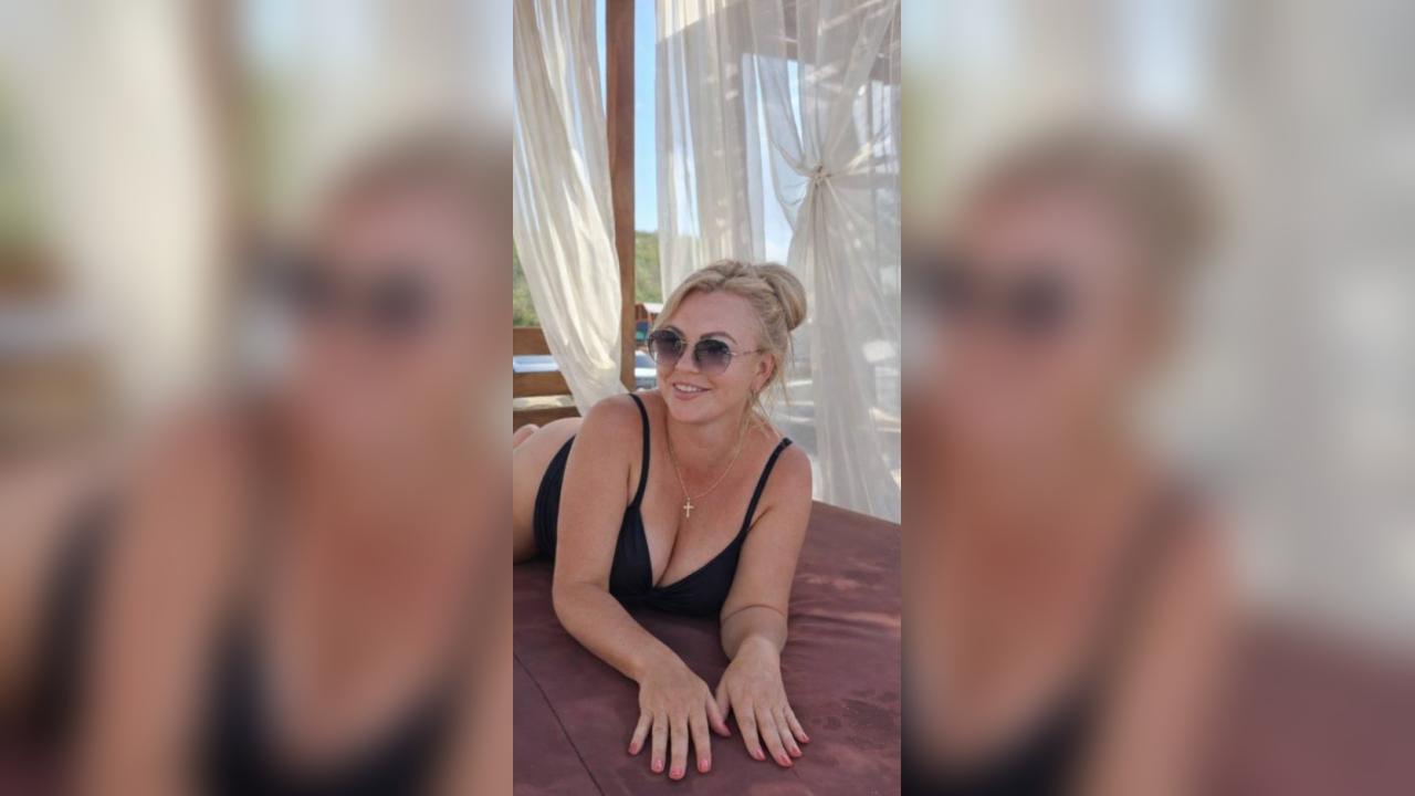 Webcam chat profile for PearlTemptation: Ask about my Hobbies