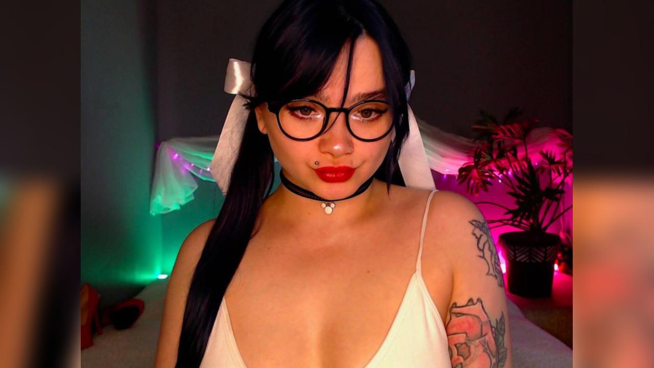 Webcam chat profile for Kaella