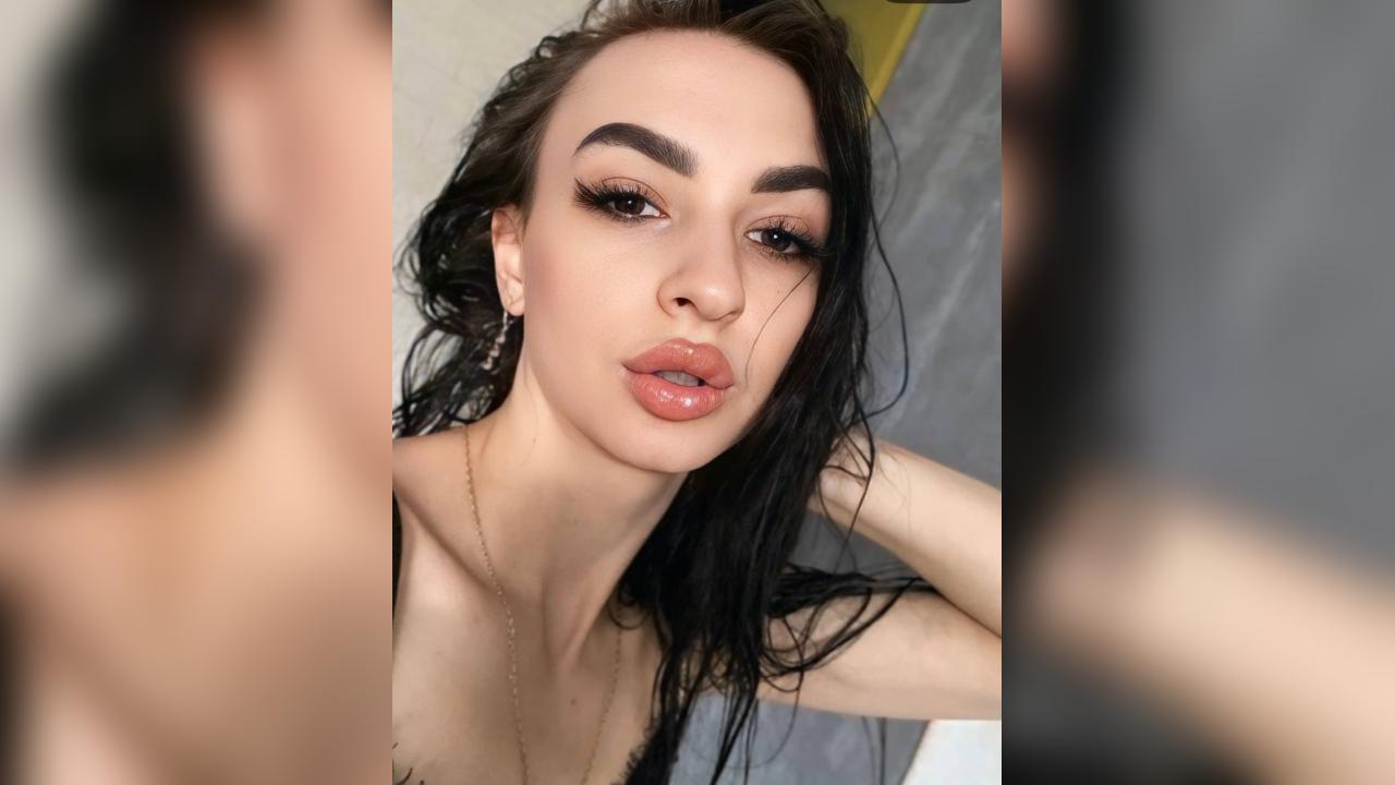 Webcam chat profile for 1GentleTouch