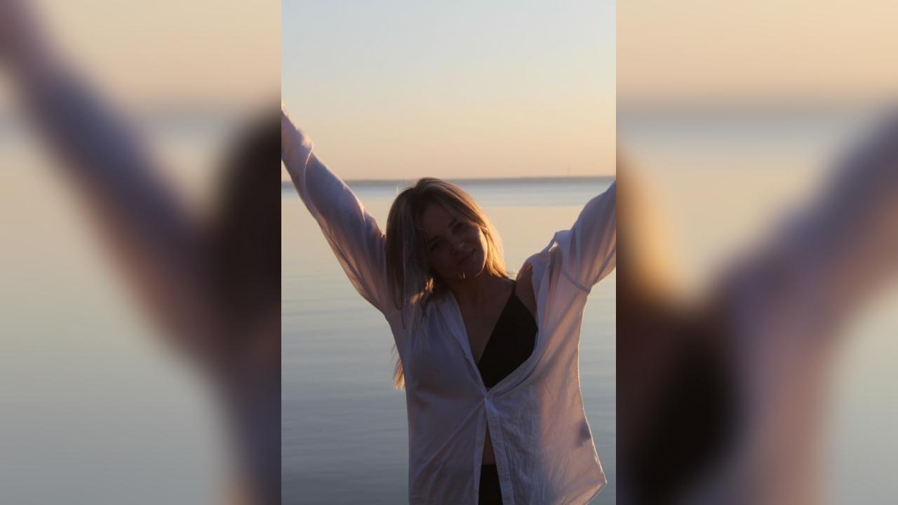 Webcam chat profile for Nensi: Outfits