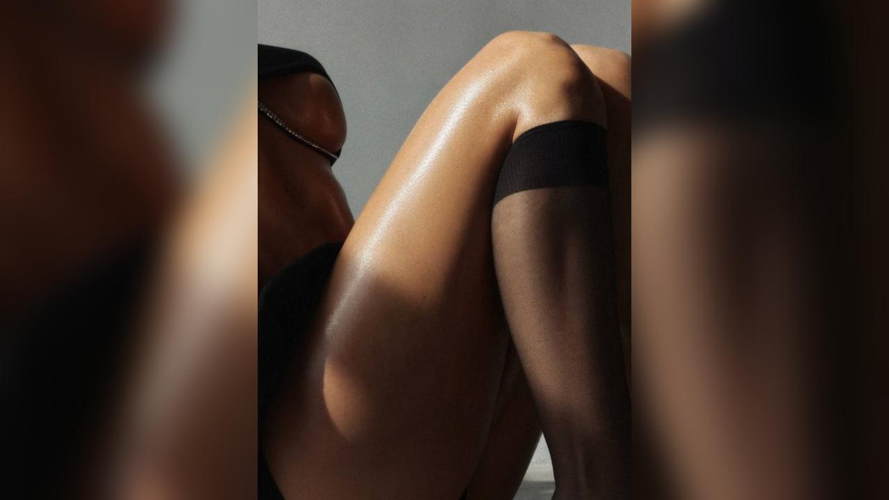 Webcam chat profile for AlineReal: Leather