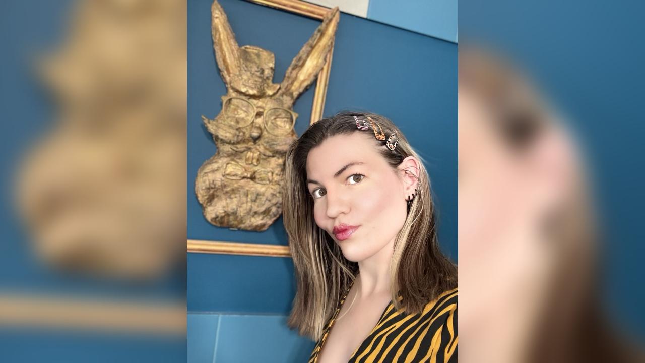 Webcam chat profile for Evaprolove: Art