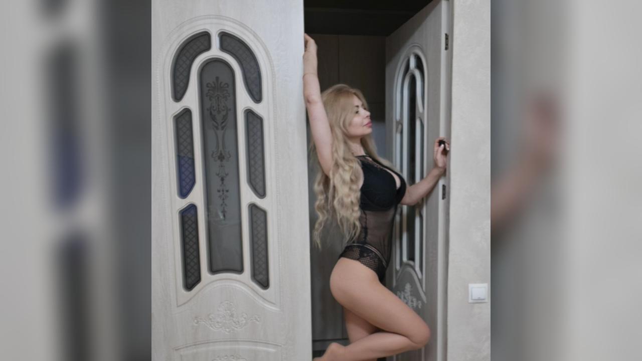 Webcam chat profile for JeniNiks: Lingerie & stockings