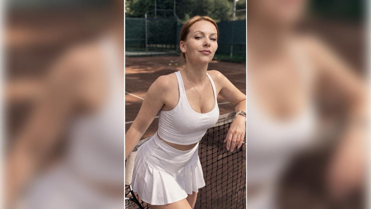 Webcam chat profile for LittleFoxyy: Outdoor Activities