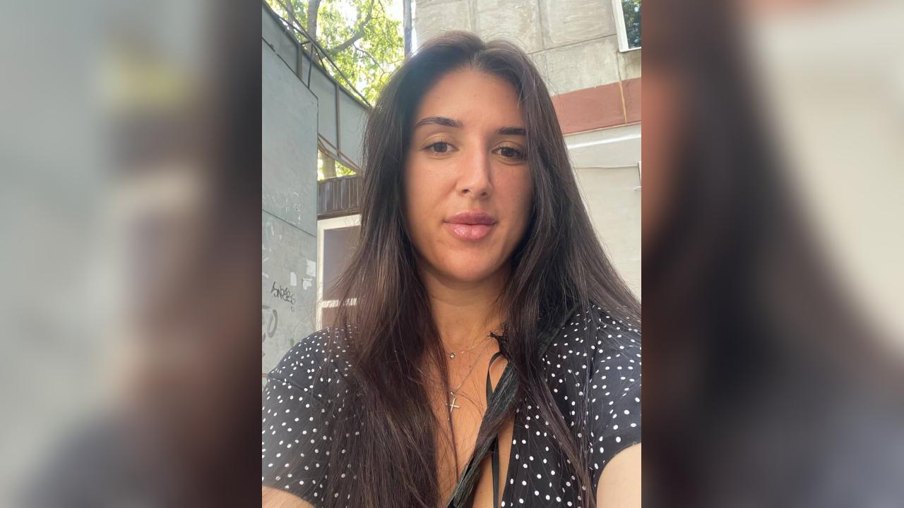 Webcam chat profile for Xavira