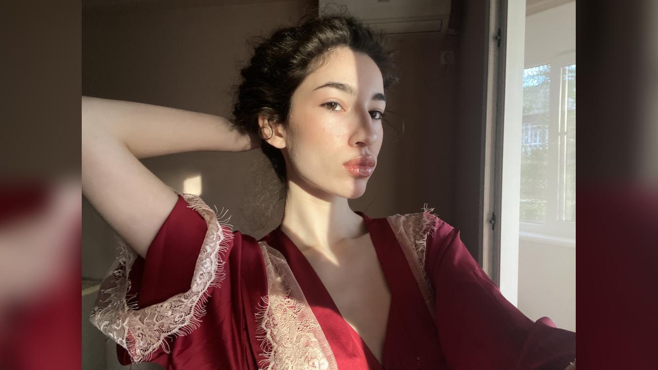 Webcam chat profile for CristalLady: Leather