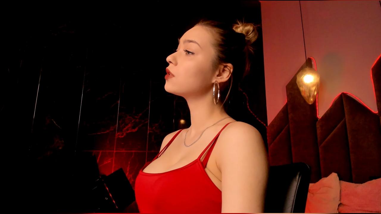 Webcam chat profile for AlysiaSun: Legs, feet & shoes