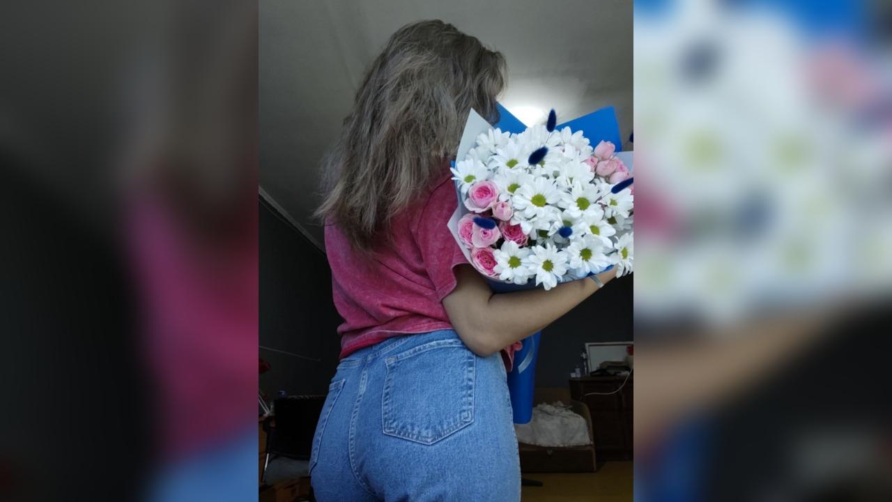 Webcam chat profile for Nensi: Outfits