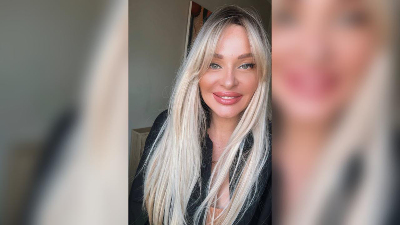 Webcam chat profile for SugarCloud: Art