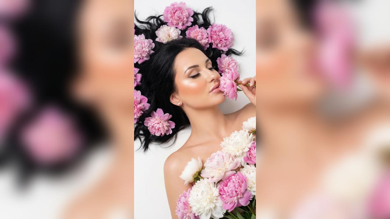 Webcam chat profile for EmmySweetGirl1: Legs, feet & shoes