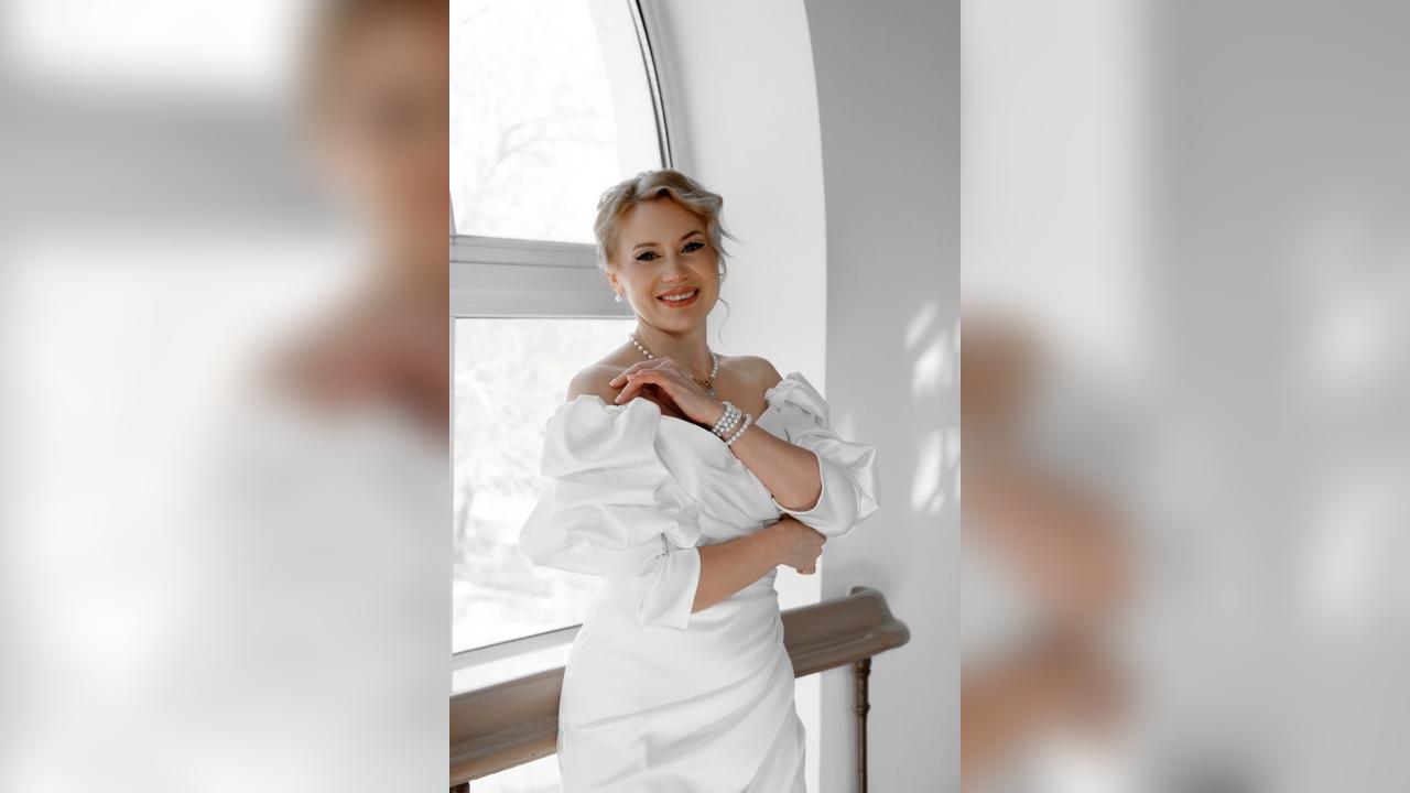 Webcam chat profile for LadyElyaWhisp: Sports