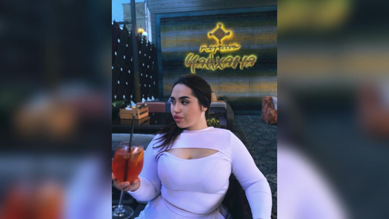 Webcam chat profile for Celinea