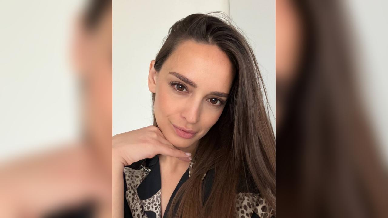 Webcam chat profile for SerenaMuse: Outfits