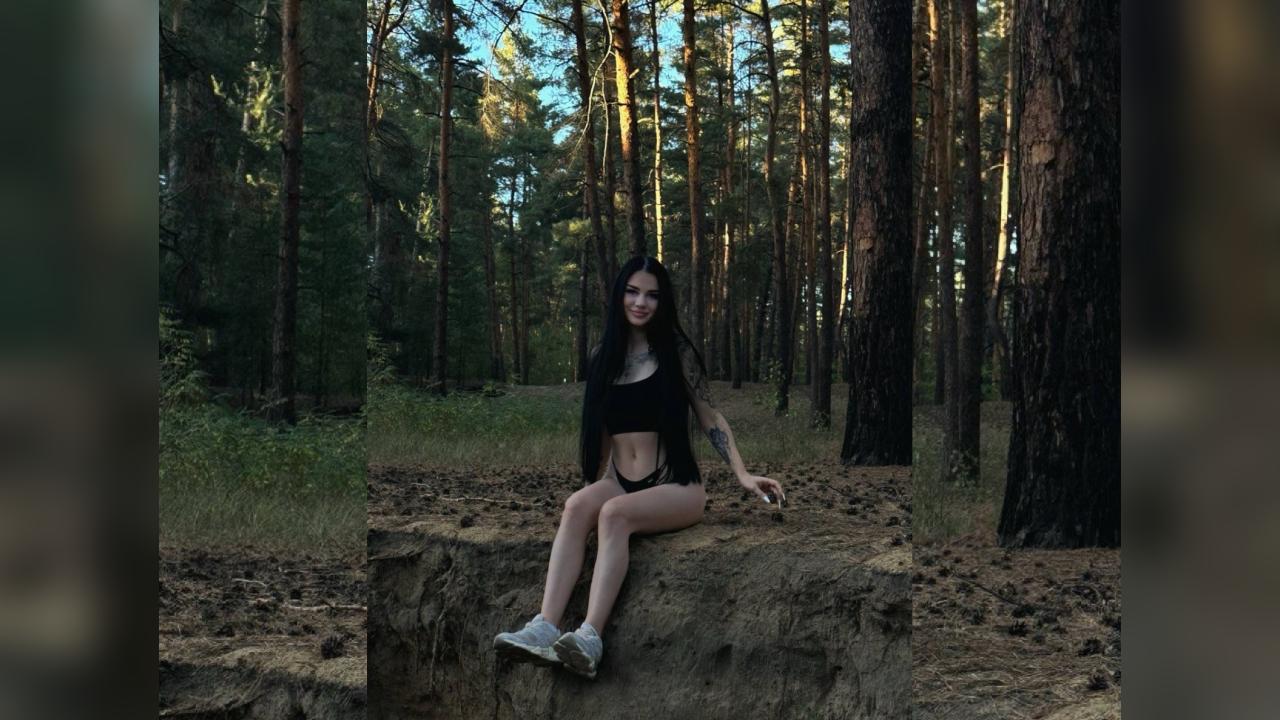 Webcam chat profile for AngelRrina: Outfits