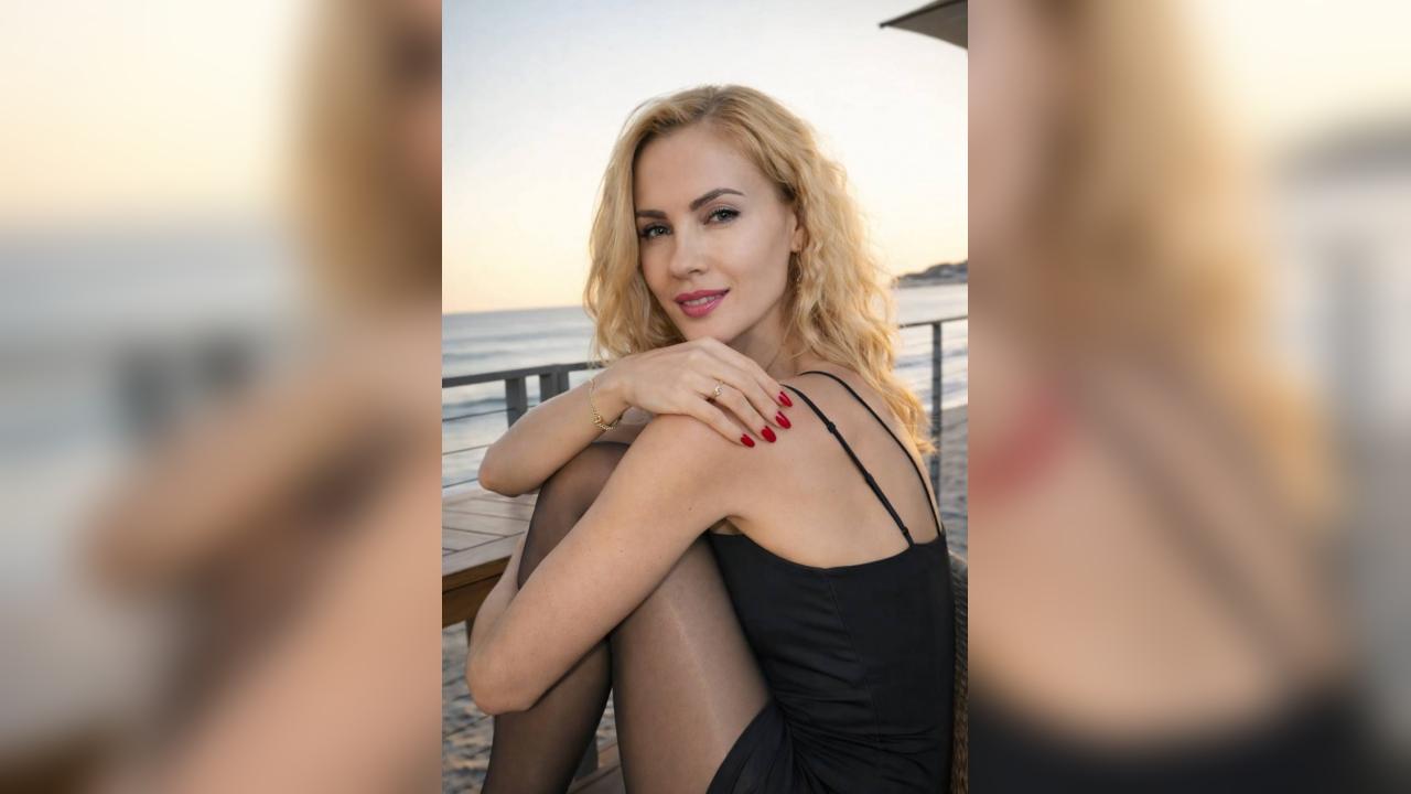 Webcam chat profile for AshleyLily: Outfits