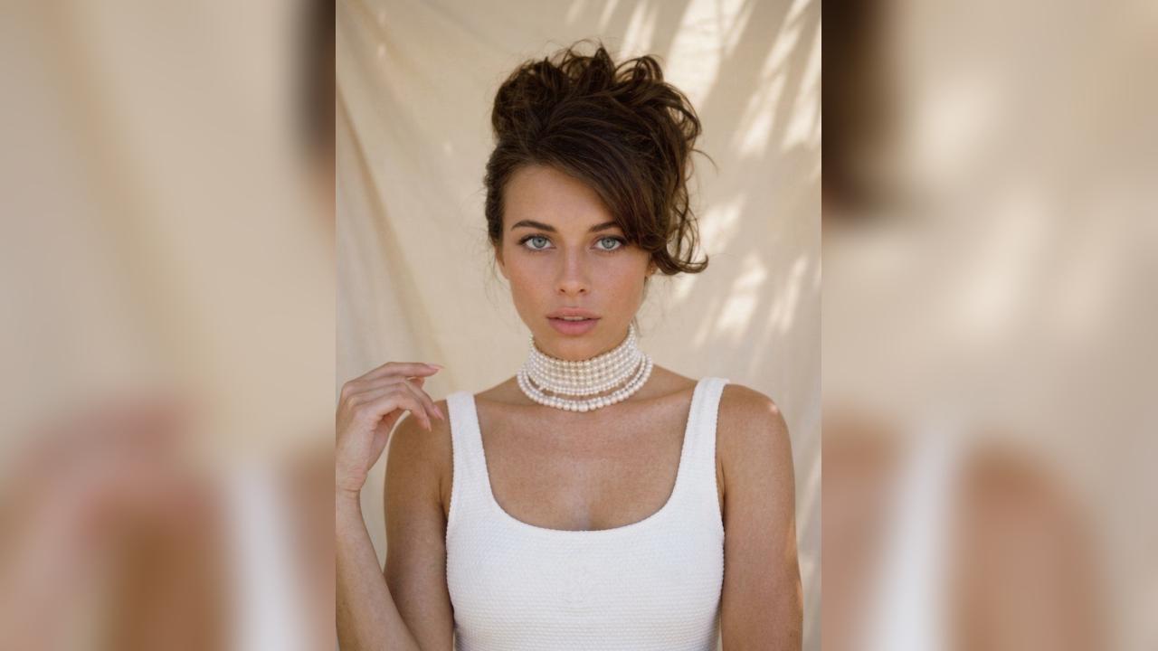 Webcam chat profile for Alinaaa: Outfits