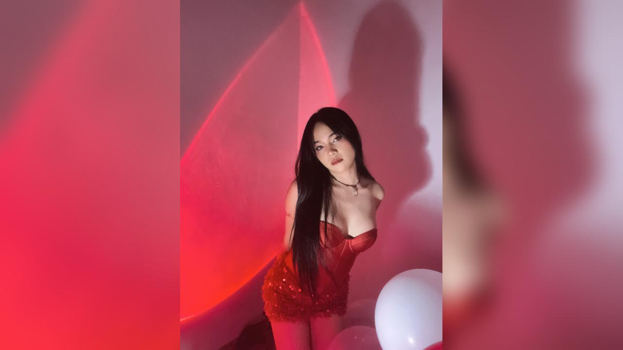 Webcam chat profile for FRESHasianBHEA: Dominatrix