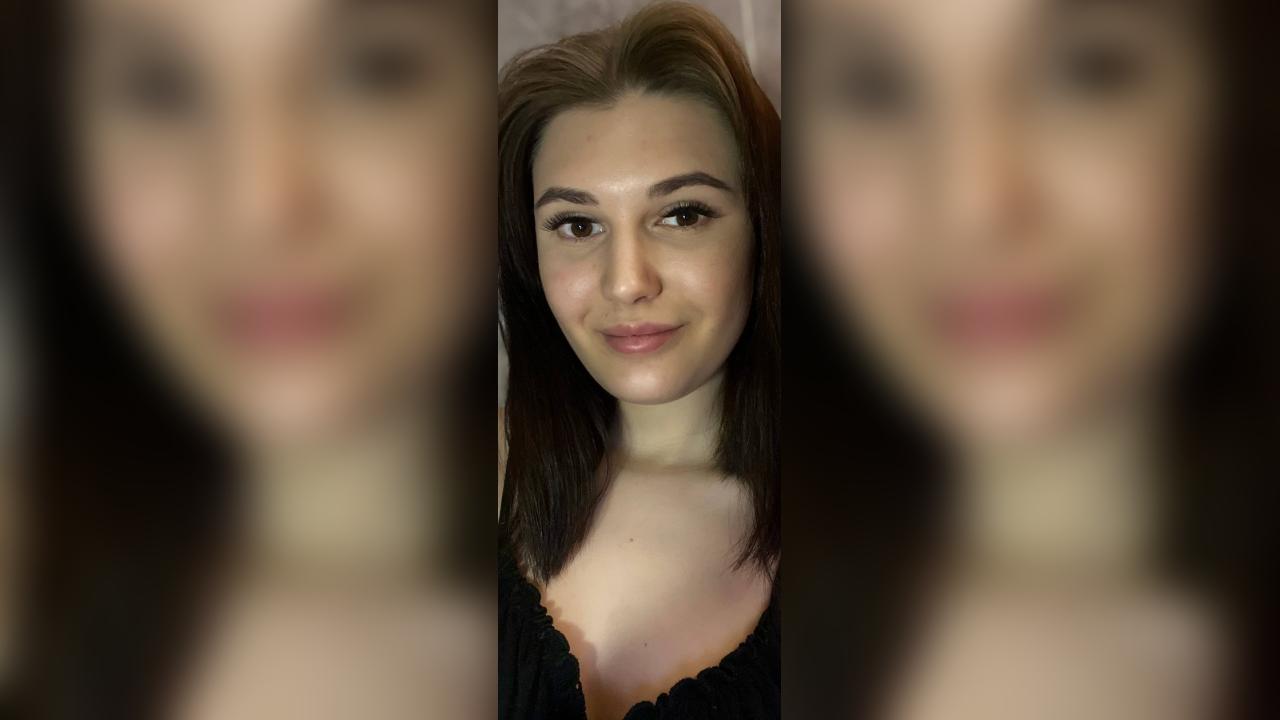 Webcam chat profile for MissNova