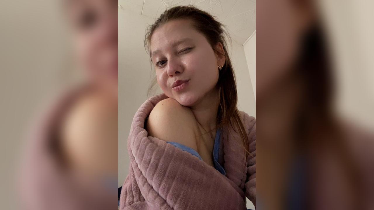 Webcam chat profile for ChocolateQueen1