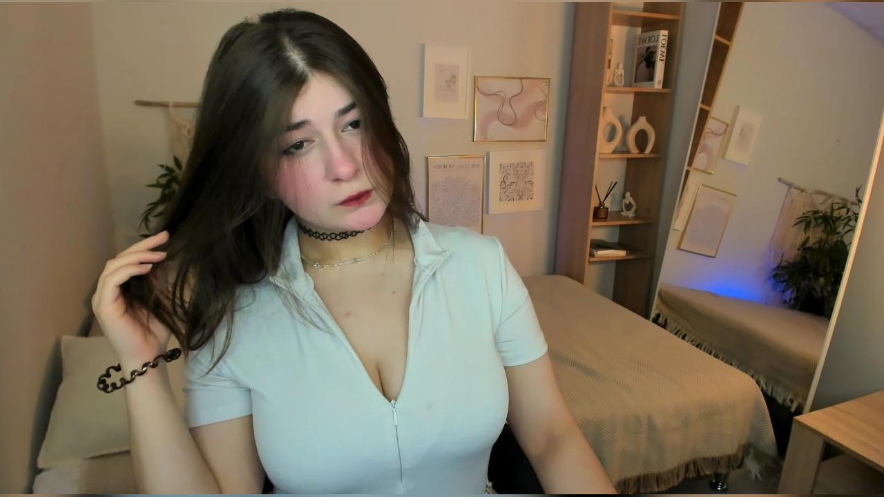 Webcam chat profile for HaniaWish: Legs, feet & shoes