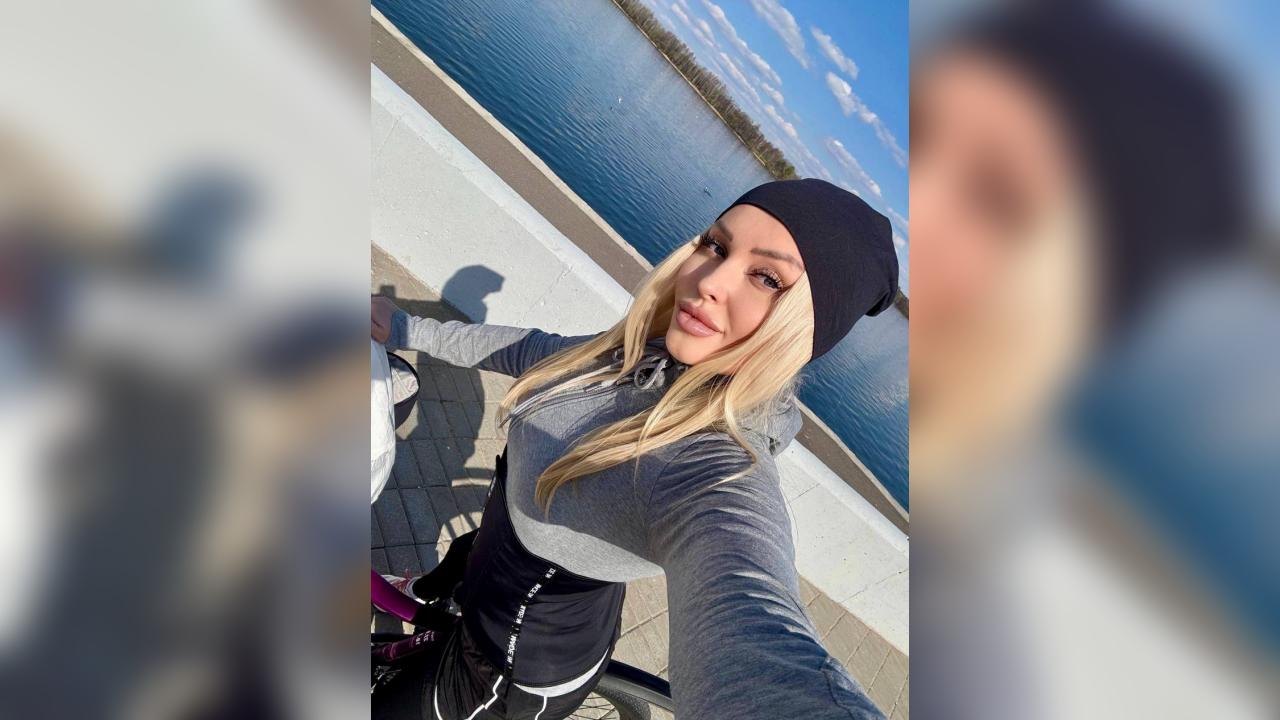 Webcam chat profile for softtangel: Outfits