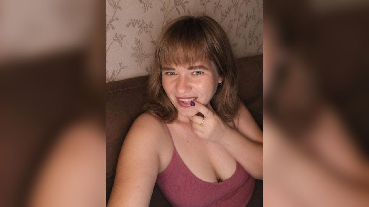 Webcam chat profile for Tersia: Ask about my Hobbies