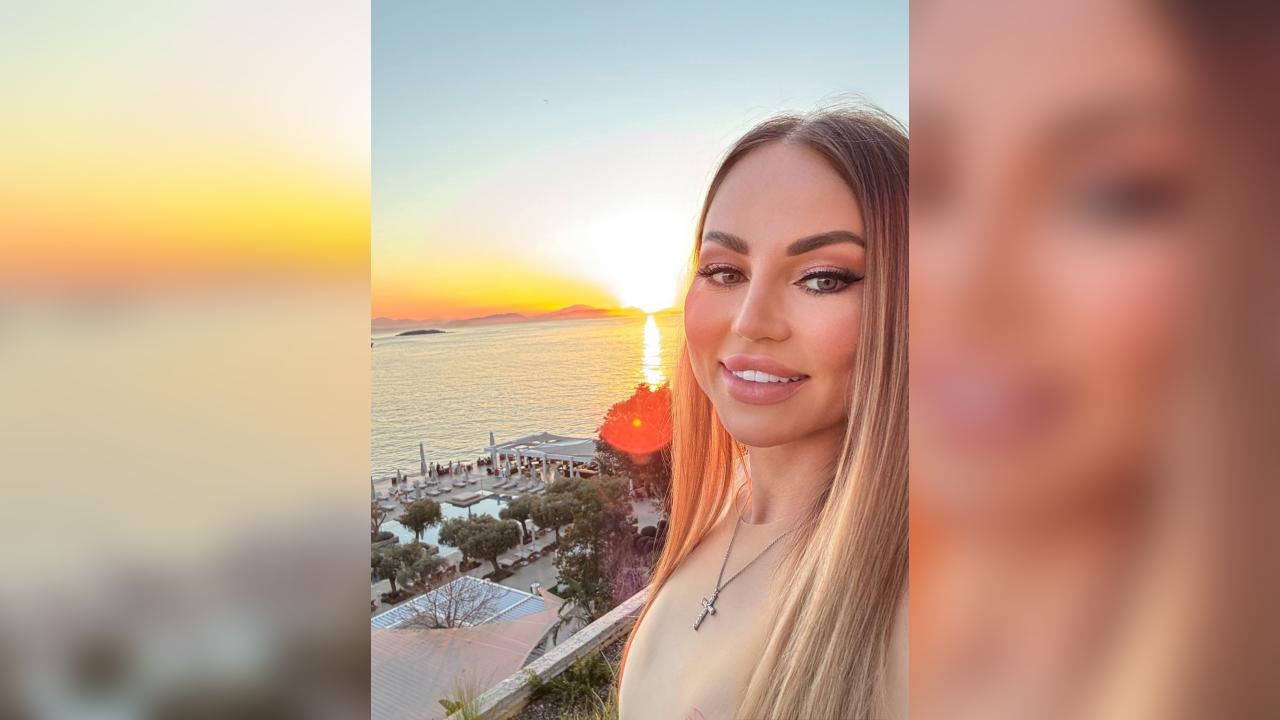 Webcam chat profile for Lyvra: Ask about my Hobbies