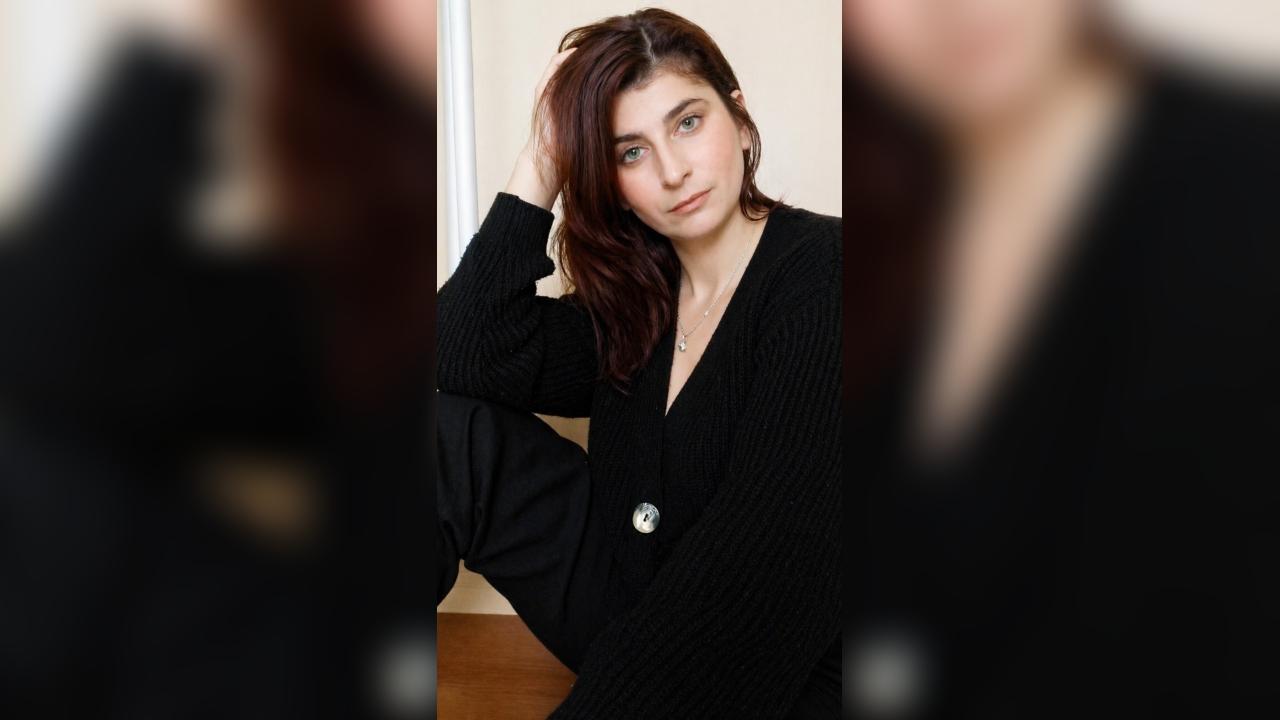 Webcam chat profile for Mia44: Travel