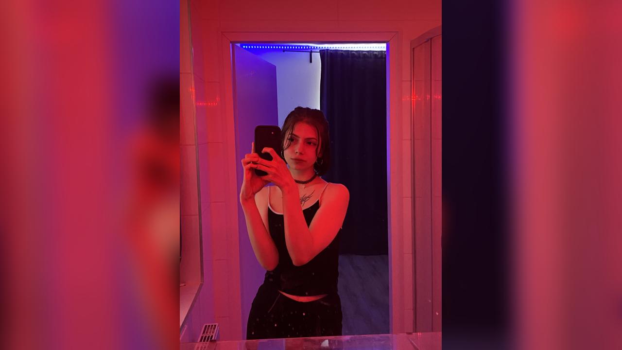 Webcam chat profile for SweetieLolla: Outfits