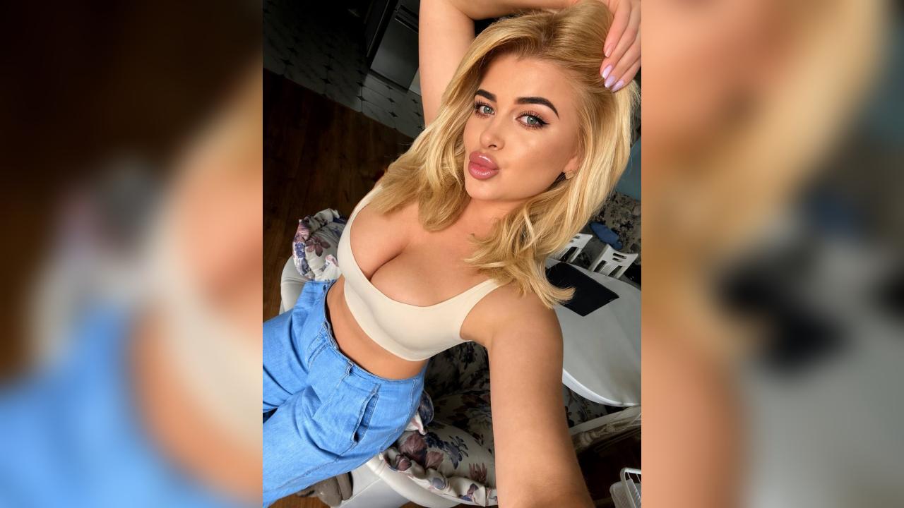Webcam chat profile for Liliya133256