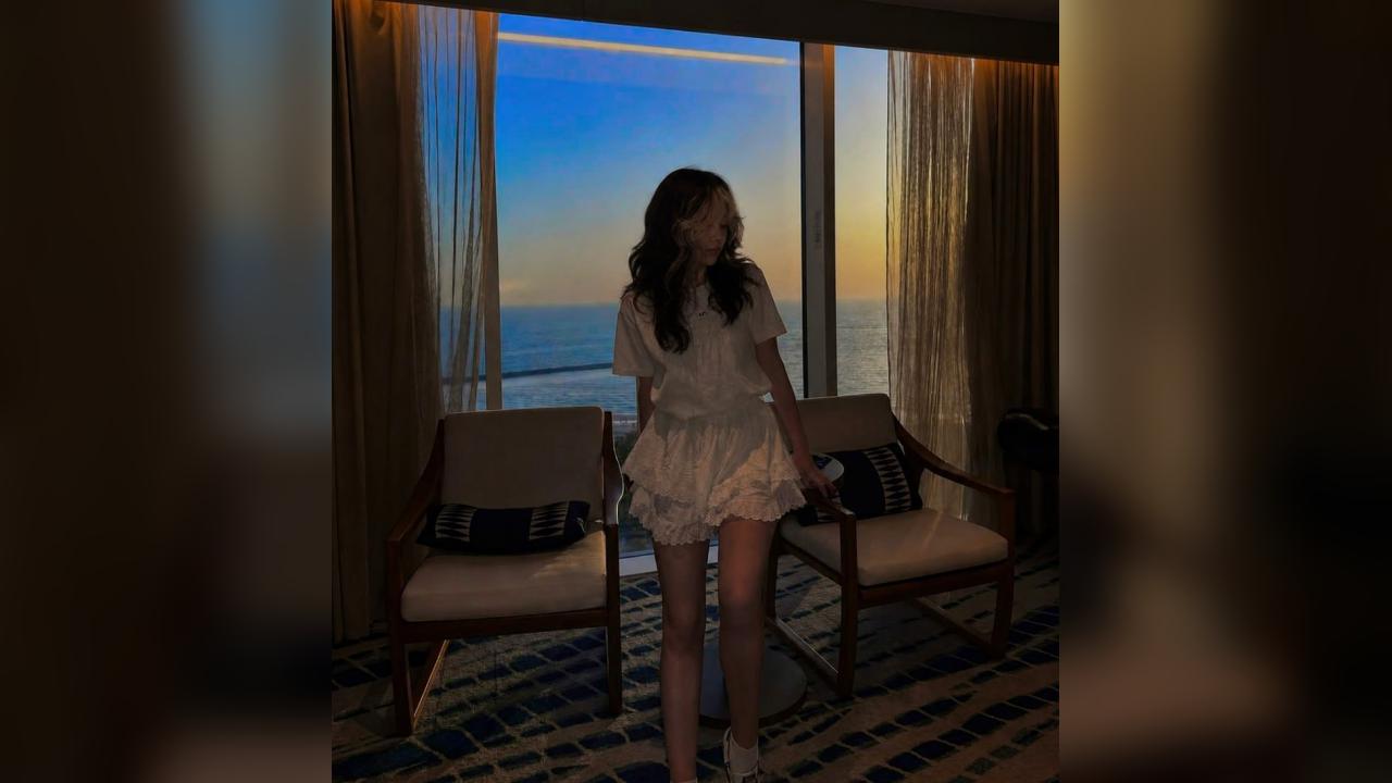 Webcam chat profile for AuraElle: Outfits