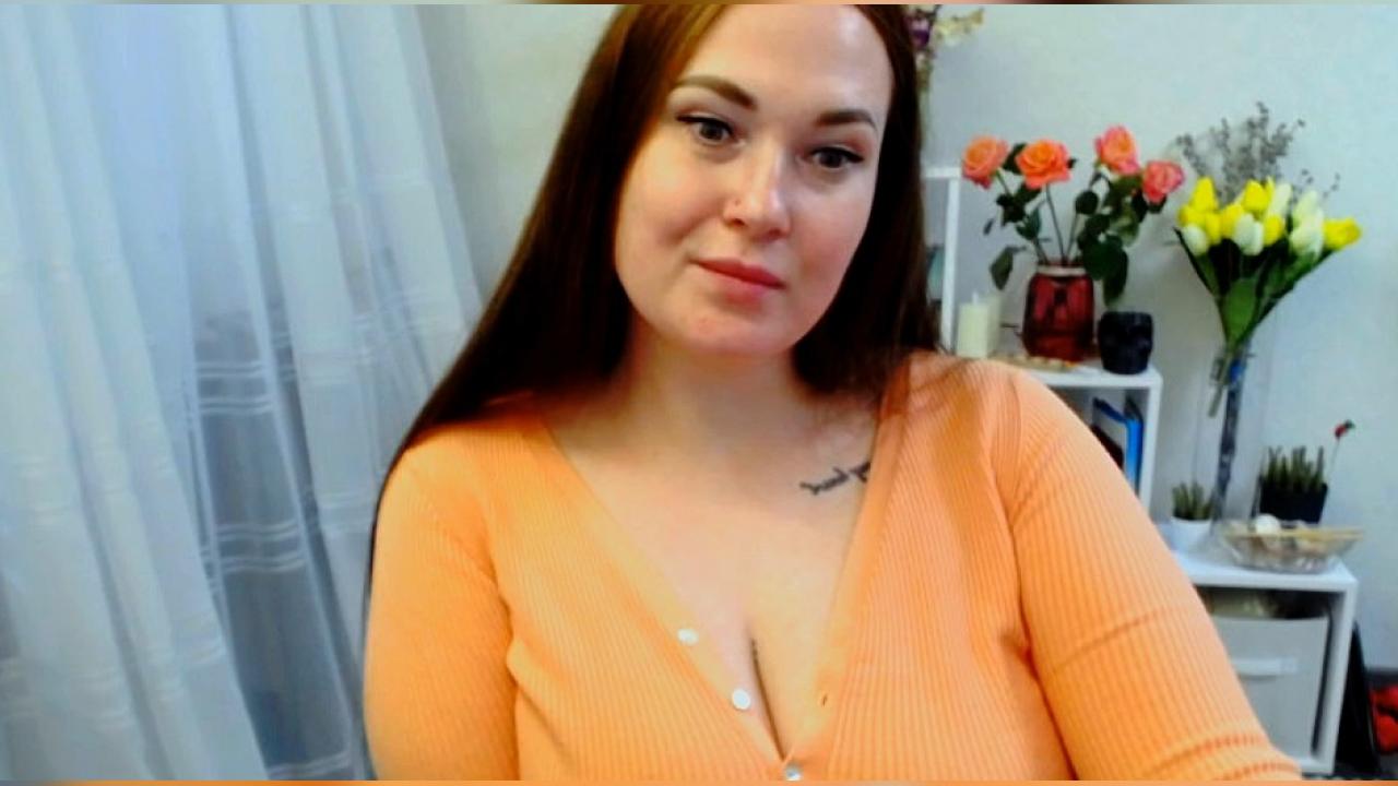 Webcam chat profile for TinaTiSweet: Legs, feet & shoes