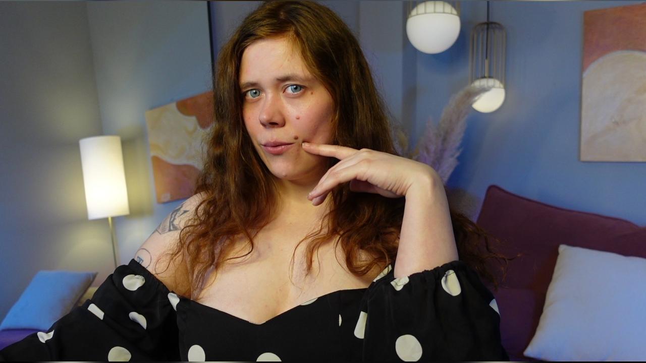 Webcam chat profile for SophiePure: Bondage & discipline