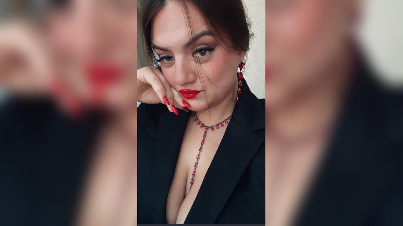 Webcam chat profile for Perviane: Ask about my Hobbies