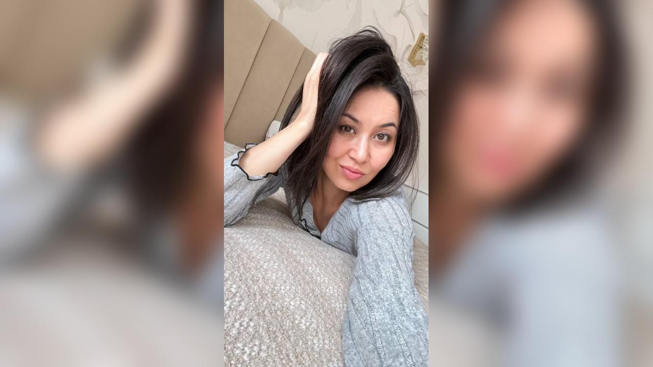Webcam chat profile for SecretLuna: Ask about my Hobbies