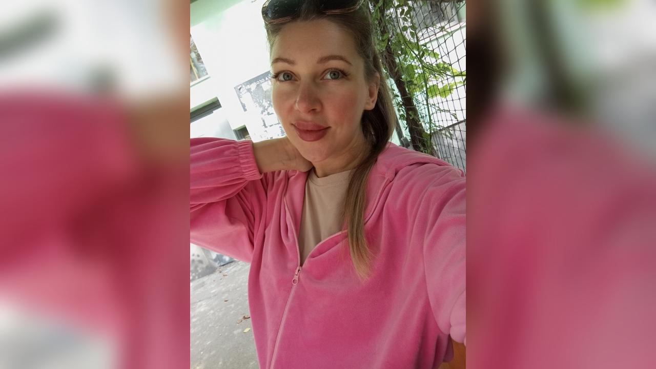 Webcam chat profile for Velvetta: Outfits