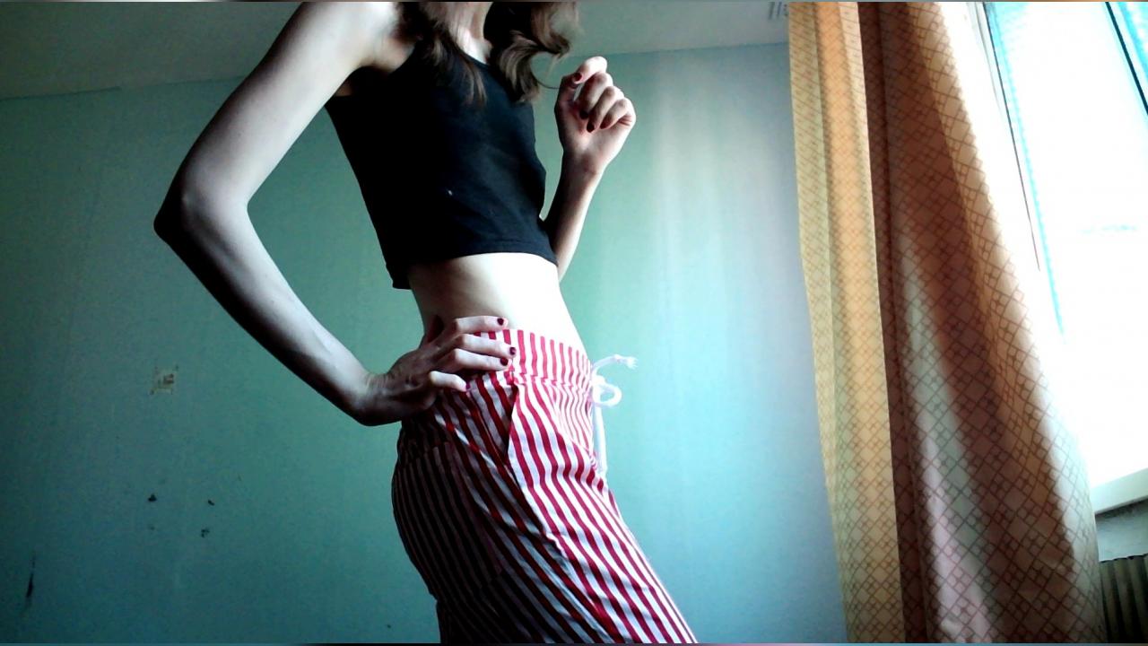Webcam chat profile for Famefortune: Dancing