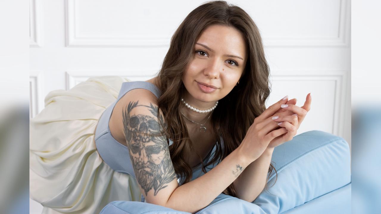 Webcam chat profile for LucySkilar: Leather