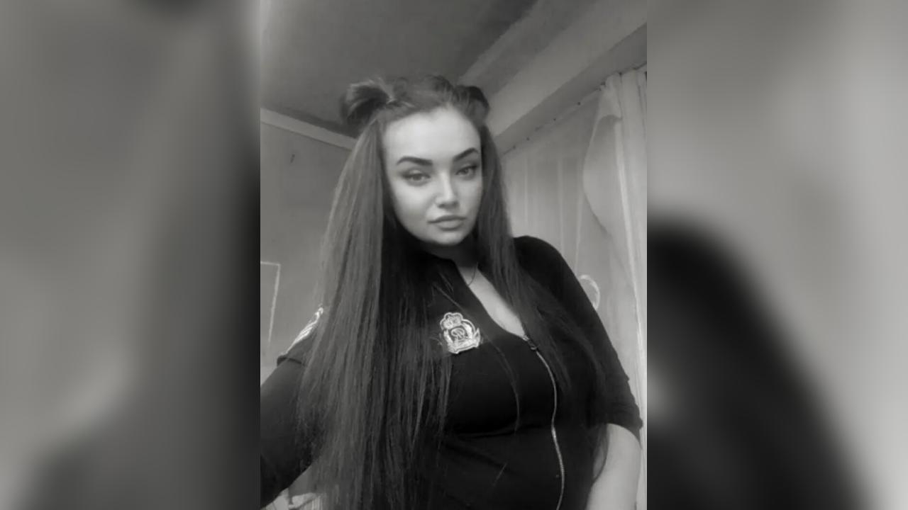 Webcam chat profile for Jovelle: Ask about my Hobbies