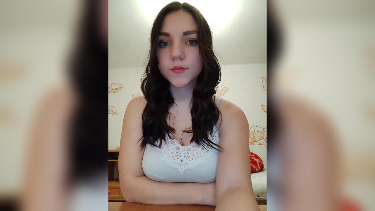 Webcam chat profile for olyaa2234
