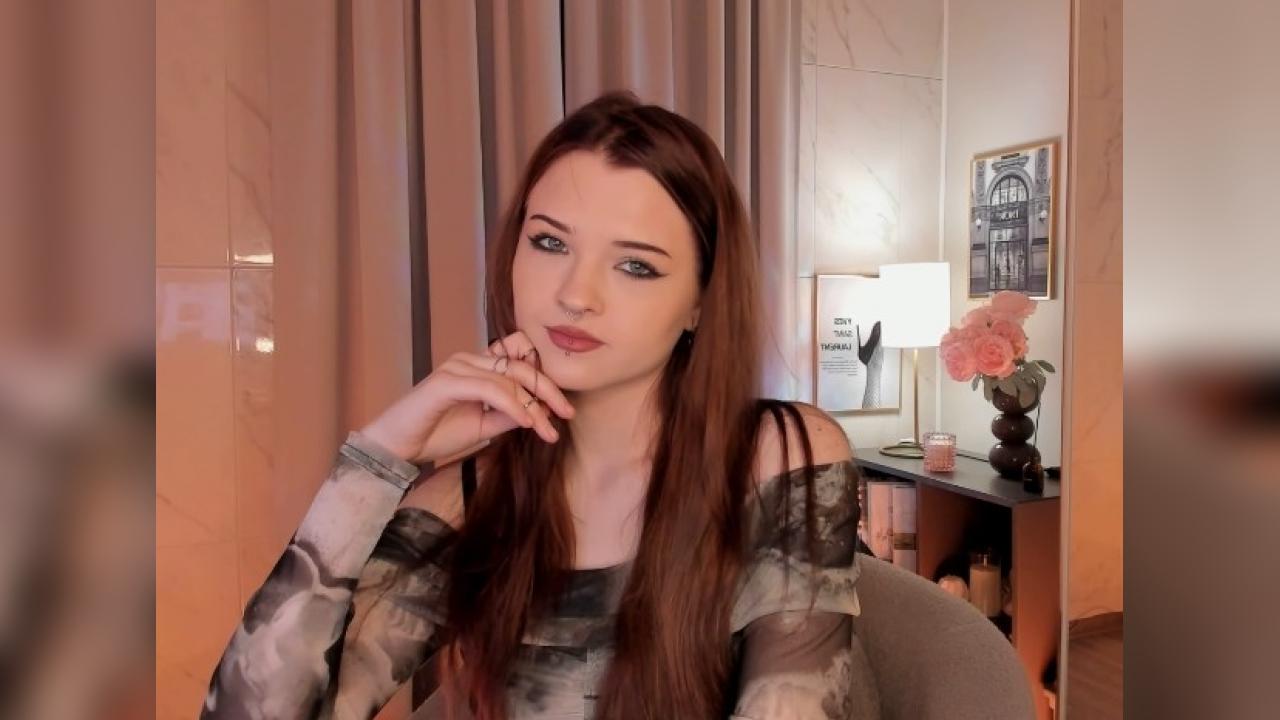 Webcam chat profile for StarryLia: Legs, feet & shoes