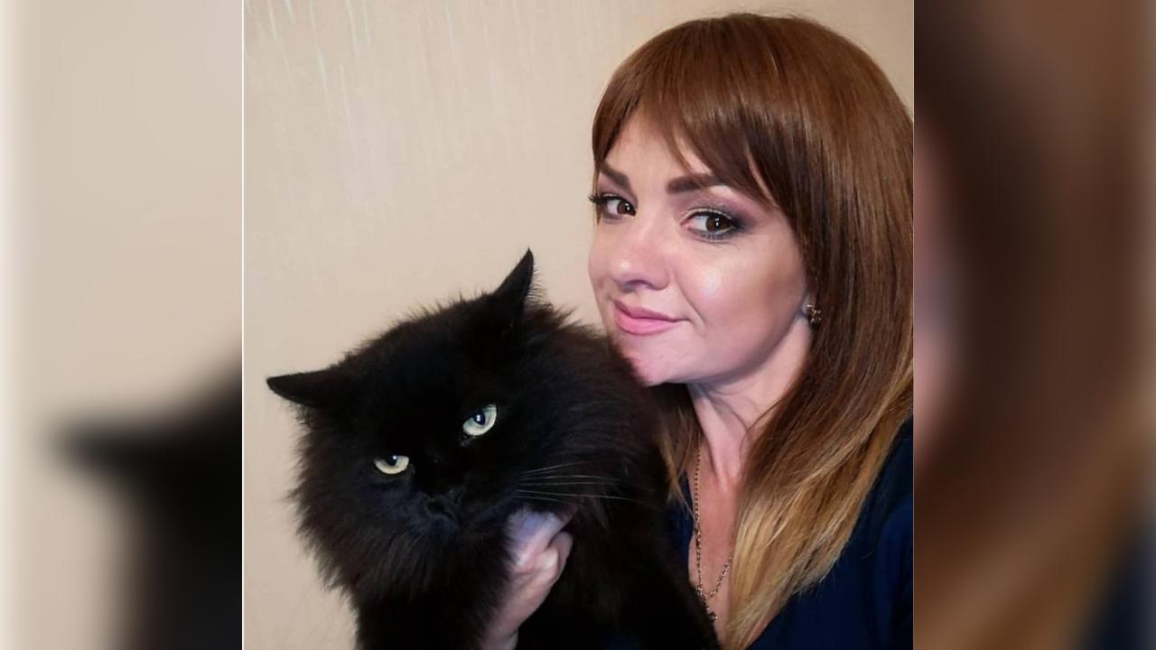 Webcam chat profile for 1Foxy: Ask about my Hobbies