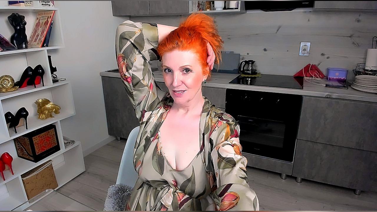 Webcam chat profile for AlmazFireFoxOne: Kissing